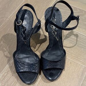 Alice + Olivia Black Python Printed Leather Textured Cone Heels